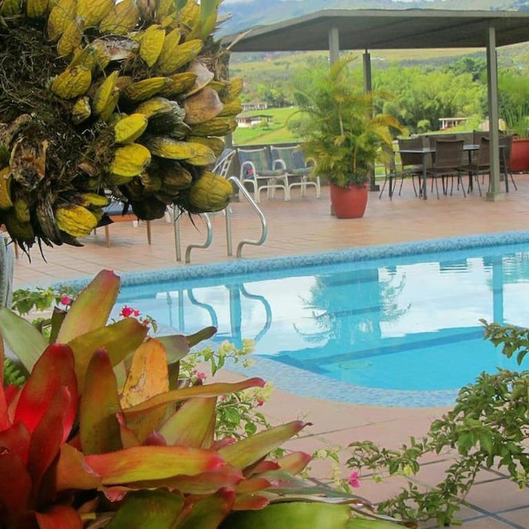 Finca cerca a Cali - Pura Naturaleza - El Carmen, Colombia - Casa de 5 dormitorios - 34