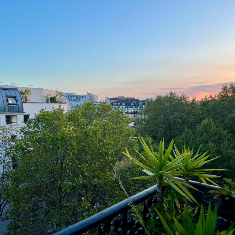 Paris 2 bedrooms chic apartment 18th district - Appartement 2 Chambres - 17