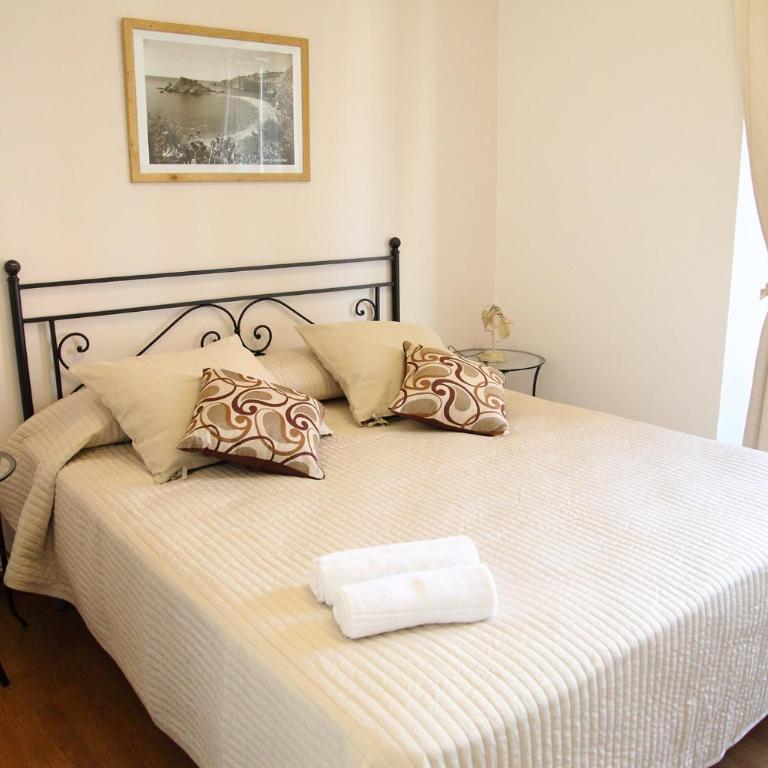 B&B Evelyne - Camera Matrimoniale Economy - 9