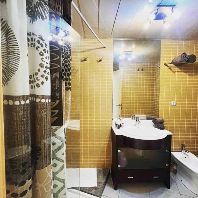 Duplex Piscina y Parking MasBlau Beach by Host&Joy - Appartamento con 3 Camere da Letto - 25