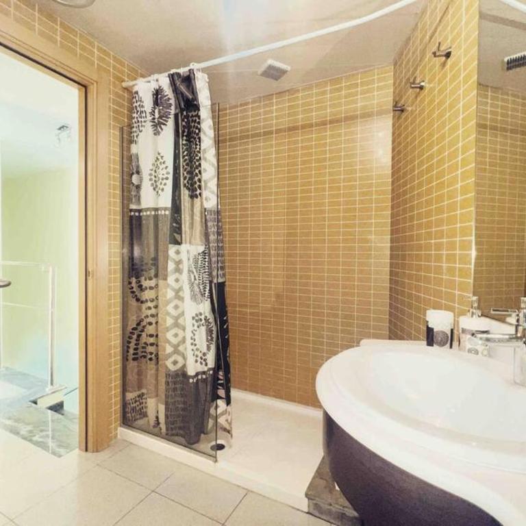 Duplex Piscina y Parking MasBlau Beach by Host&Joy - Appartamento con 3 Camere da Letto - 36