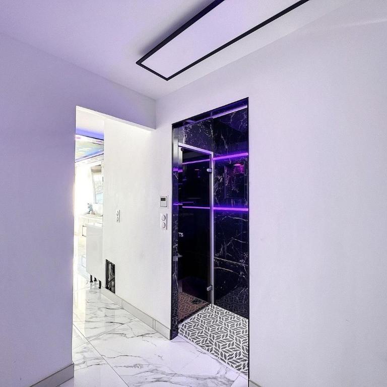 240 Magnifique Appart Deluxe vue mer - Deluxe Apartment - 19