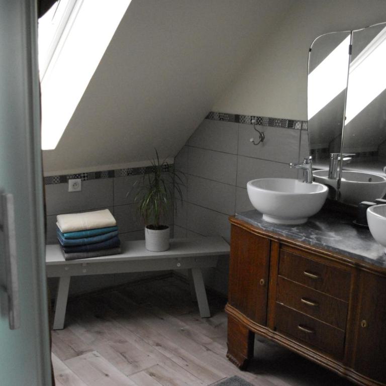 Ravissant 3P 90m2 au calme, proche du parlement européen - Suite en Duplex - 10