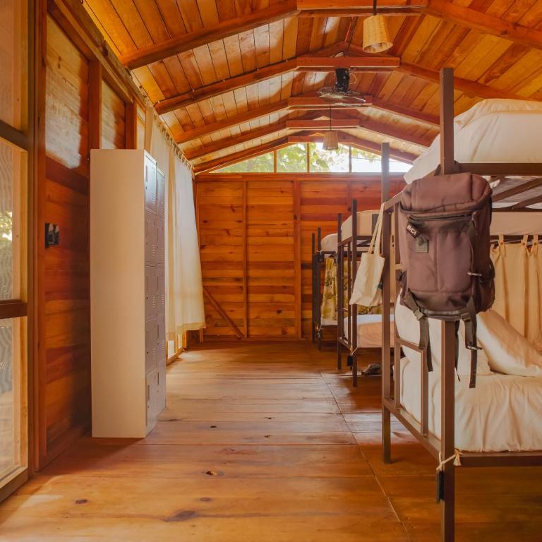 La Casona Hostel - Bed in 8-Bed Mixed Dormitory Room - 1
