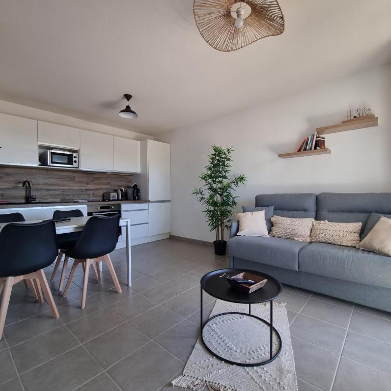 L'Appartement Ensoleillé, WIFI-Clim-Gare-Terrasse - Appartement 1 Chambre - 8