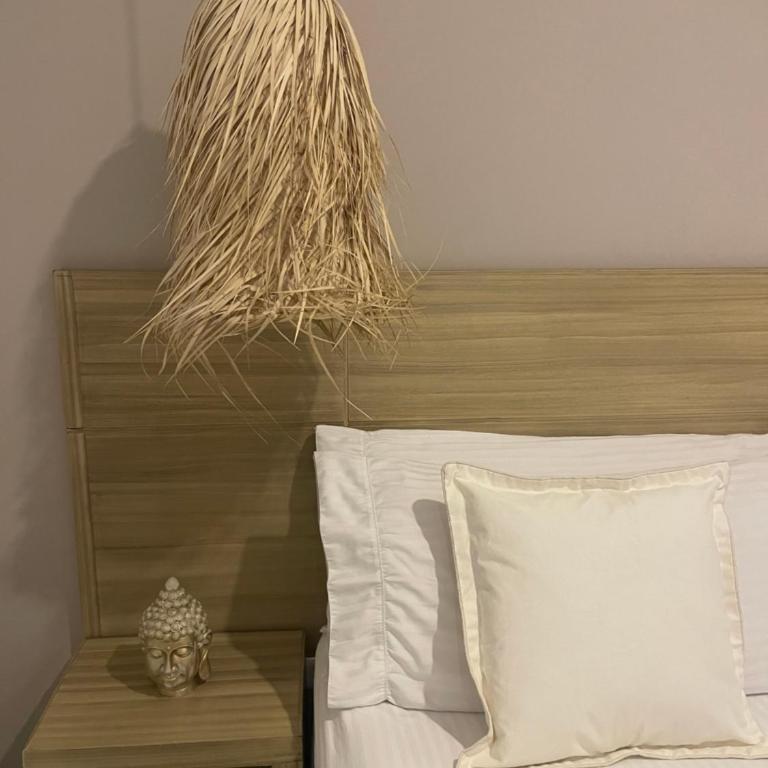 Moet Medellin Hotel - Deluxe Queen Room - 3