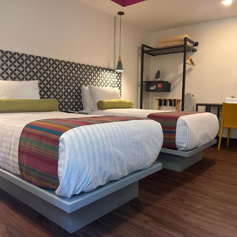 Hotel VIVE MX cuauhtémoc CDMX, Trademark by Wyndham - Family Suite with Two Twin Beds - Non-Smoking - 9