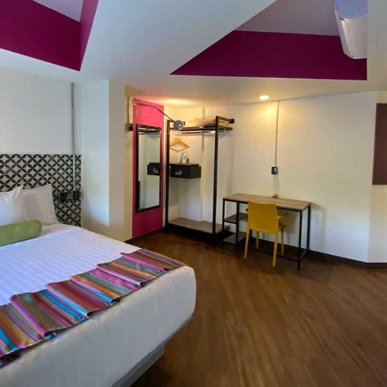Hotel VIVE MX cuauhtémoc CDMX, Trademark by Wyndham - Queen Suite with Balcony - Non-Smoking - 9