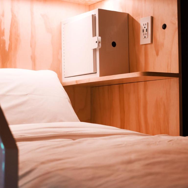 Casa Pepe - Cama en habitación compartida femenina de 6 camas - 2