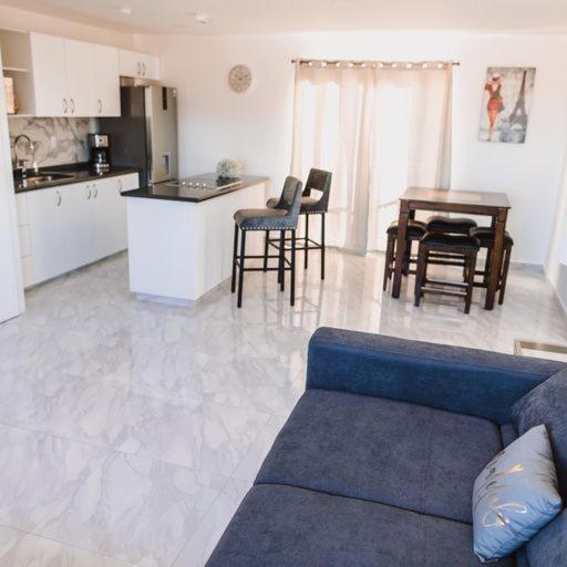 SilverWhite Condo - Apartamento de 1 dormitorio - 46