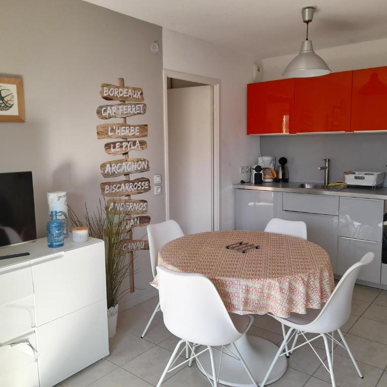 Jardin Privé et Terrasse - Appartement T2 à La Teste de Buch, Proche Plages et Activités - FR-1-319-424 - Appartement (4 Adultes) - 1