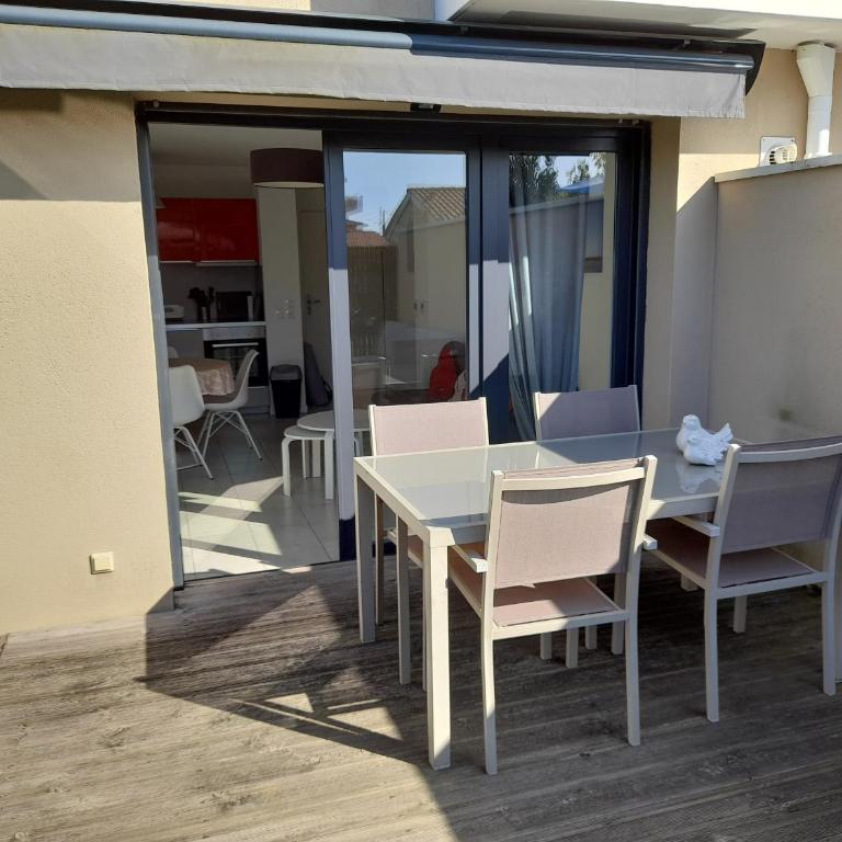 Jardin Privé et Terrasse - Appartement T2 à La Teste de Buch, Proche Plages et Activités - FR-1-319-424 - Appartement (4 Adultes) - 5