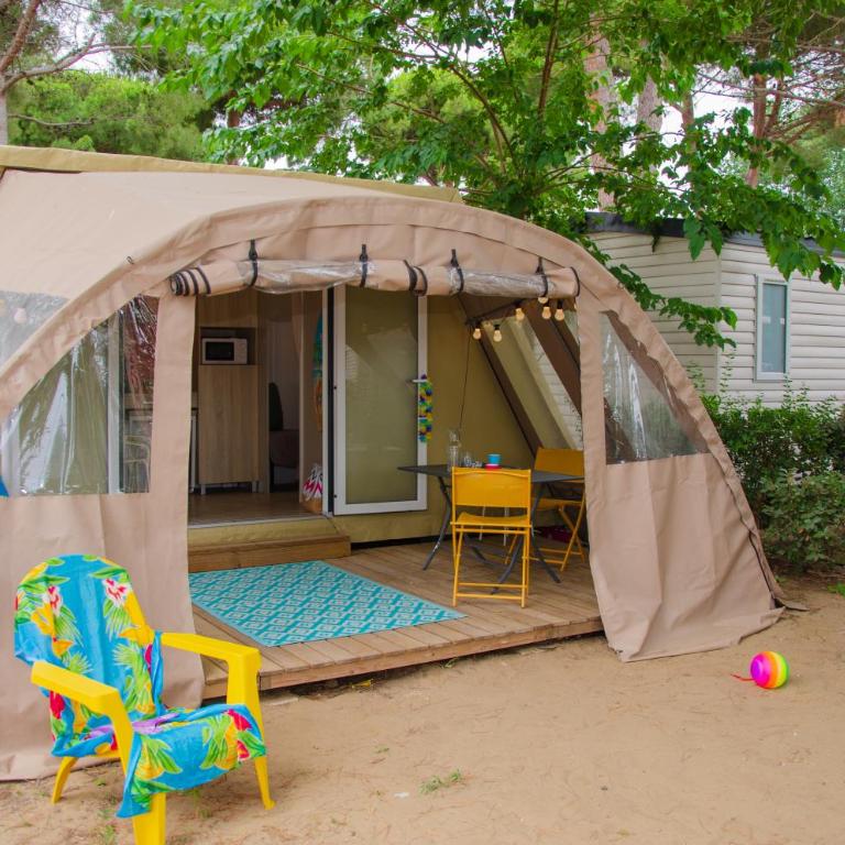 Camping Les Jardins d Agathe - Tienda - 2
