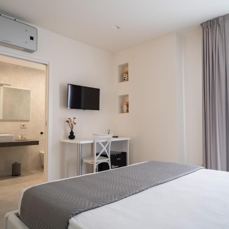 Acquamarina Rooms - Camera Deluxe - 8