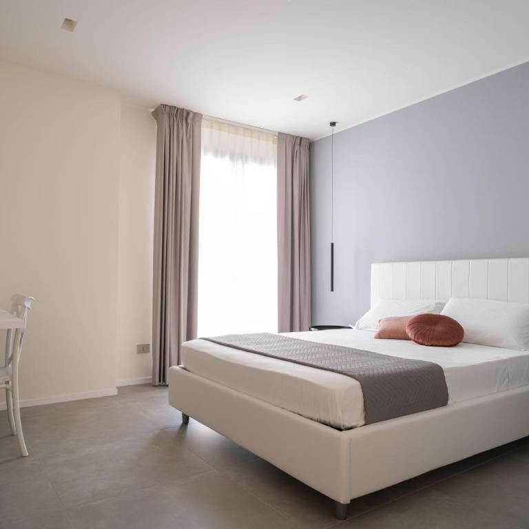 Acquamarina Rooms - Camera Deluxe - 1