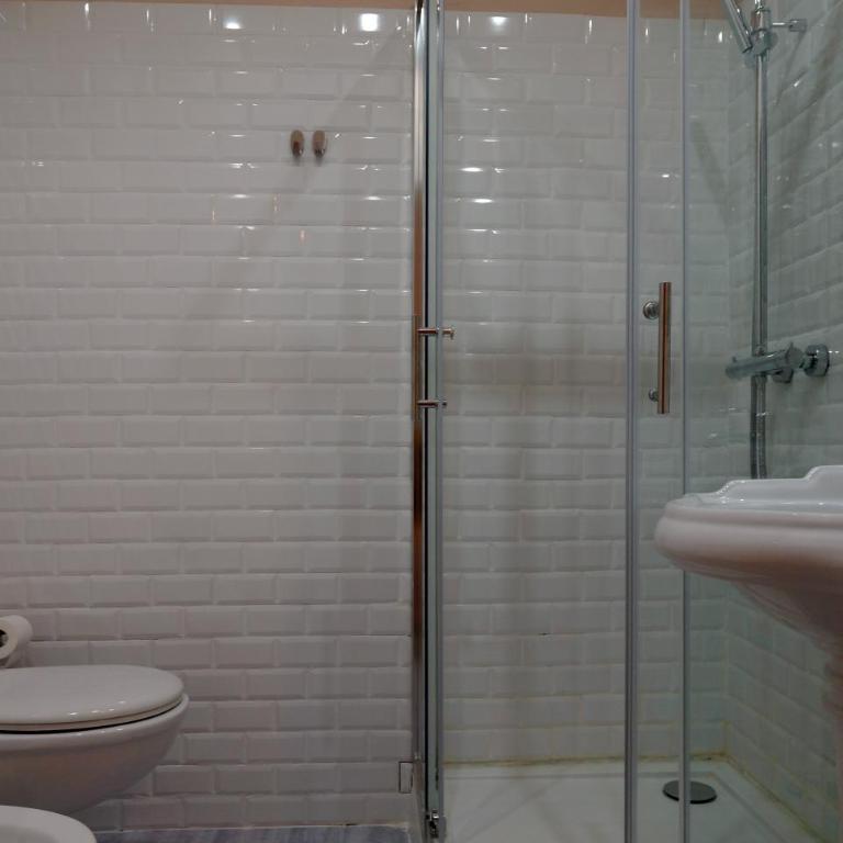 Casa Rosmini rooms, Dolomia best home - Camera Tripla con Vasca - 10