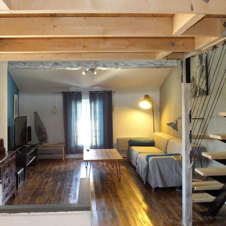 Rosemonde - Two-Bedroom House - 1