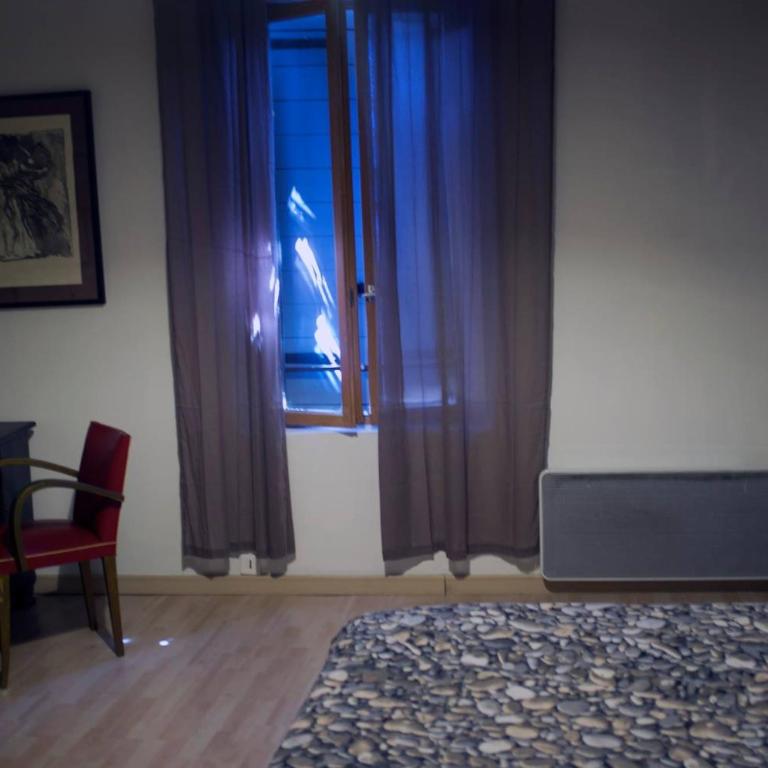 Rosemonde - Two-Bedroom House - 17