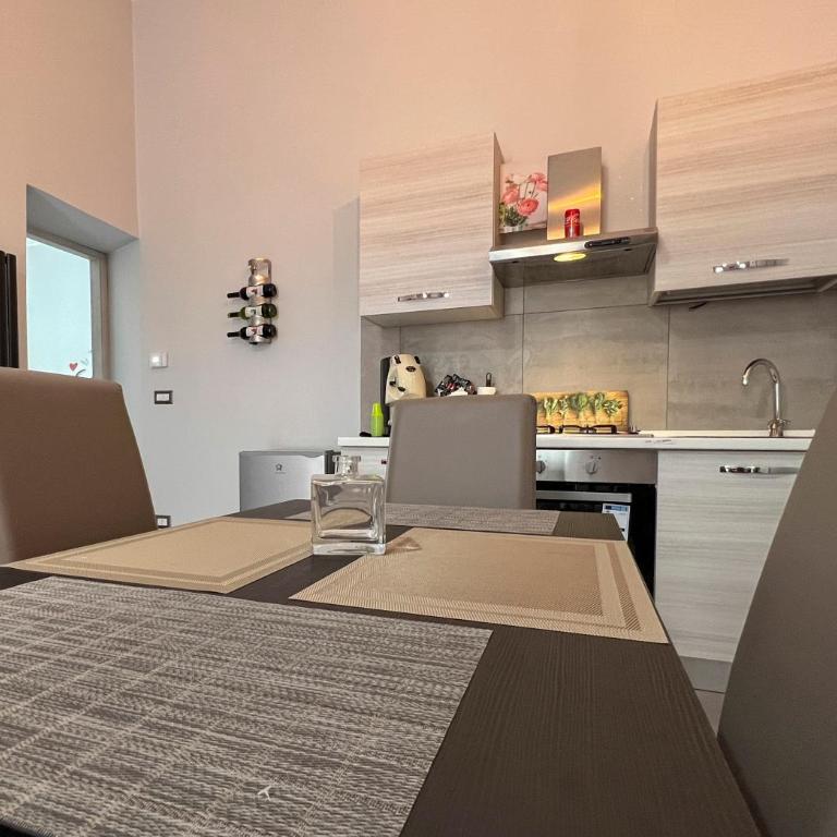 J&G Home Spaccanapoli - Appartamento con 1 Camera da Letto - 21