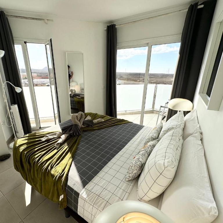 Banana Cake - piscina, doble terraza, última planta , wifi y parking - Apartamento - 6