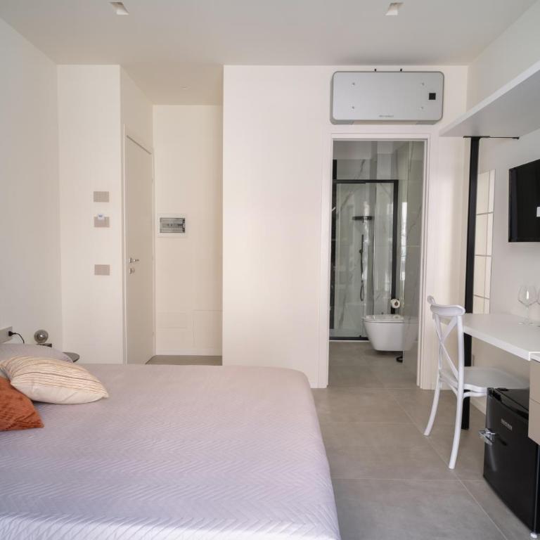 Acquamarina Rooms - Camera Matrimoniale Standard - 5