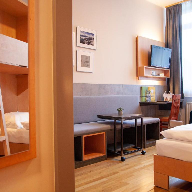 JUFA Hotel Kaprun - inklusive Sommerkarte Zell am See & Kaprun - Dreibettzimmer - 2