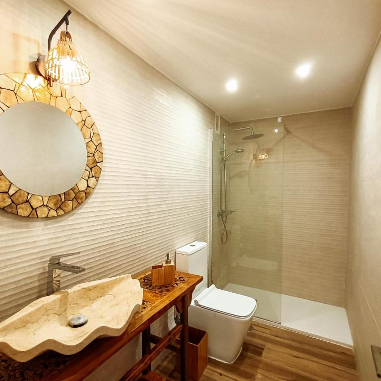 Chakra House Fuerteventura - Boutique Guesthouse for Conscious Travelers - Habitación Doble con baño privado externo - 1 o 2 camas - 2
