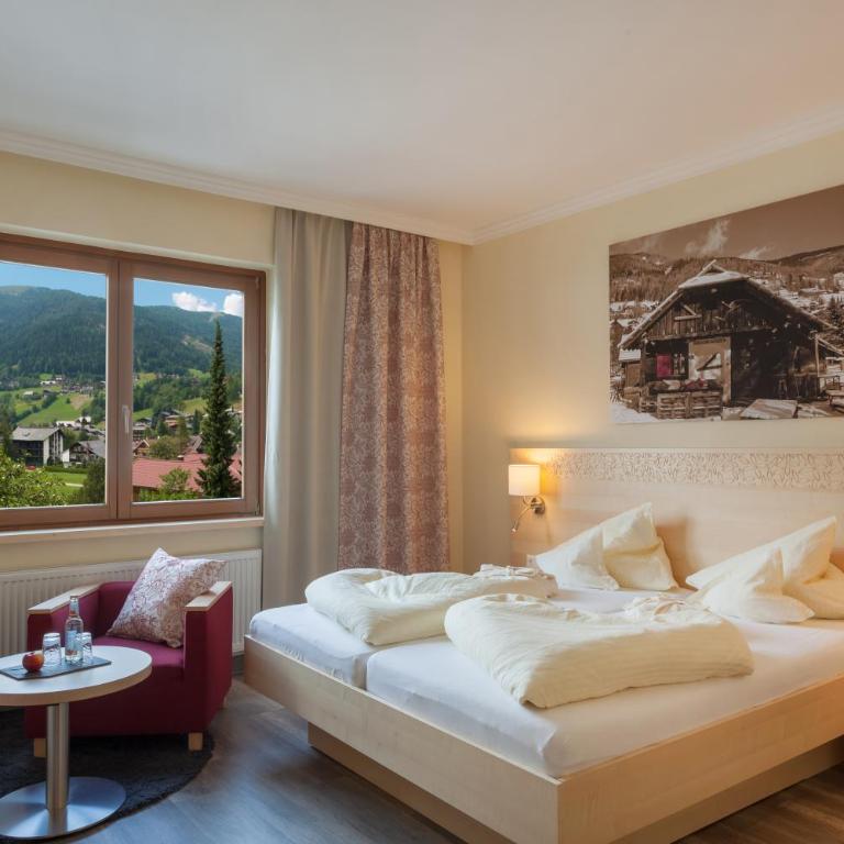 Family & Sporthotel Kärntnerhof - Standard Doppelzimmer mit Bergblick - 5