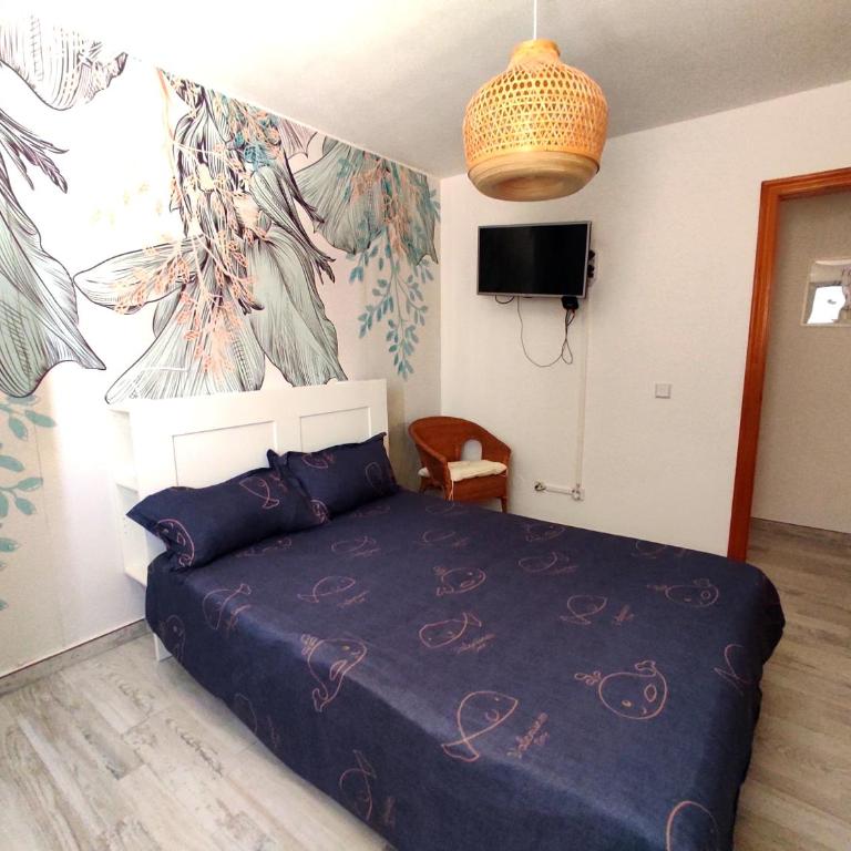 3 Private rooms - 3 habitaciones privadas shared duplex Gara with private pool - Double Room with Private Bathroom - 3