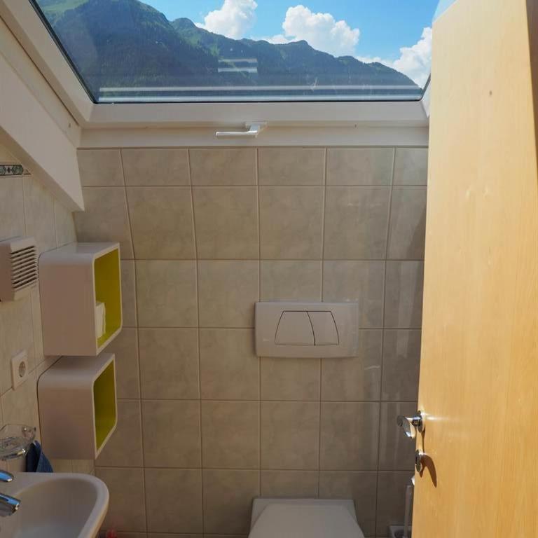 Haus Vallaster - Apartment mit 3 Schlafzimmern und Dusche - 9