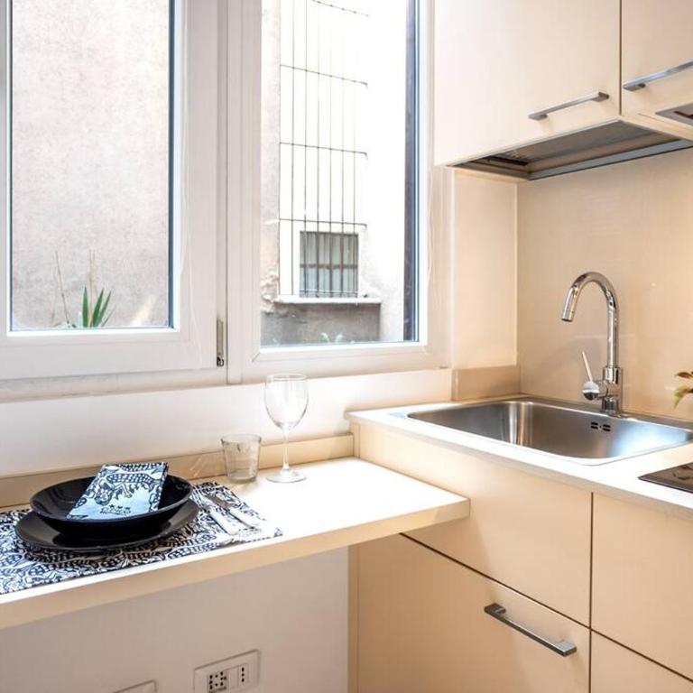 Duomo's Nest - Central Mini-Room - One-Bedroom Apartment - 7