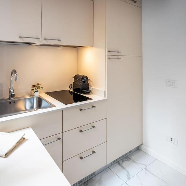Duomo's Nest - Central Mini-Room - One-Bedroom Apartment - 8