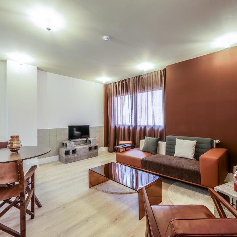 AmazINN Stay Madrid Palacio Real - Two-Bedroom Apartment - 1