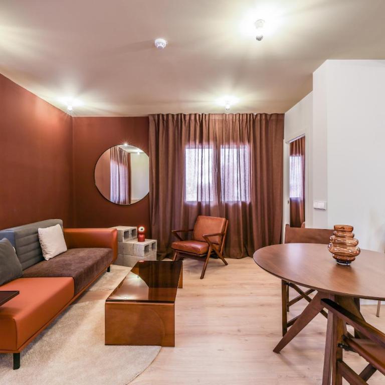 AmazINN Stay Madrid Palacio Real - Two-Bedroom Apartment - 3