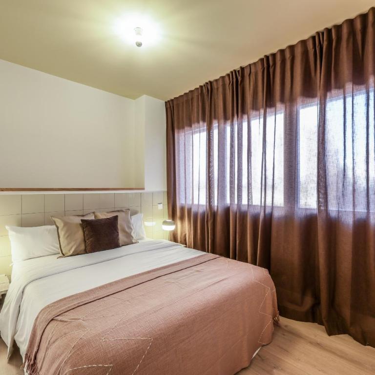 AmazINN Stay Madrid Palacio Real - Two-Bedroom Apartment - 5
