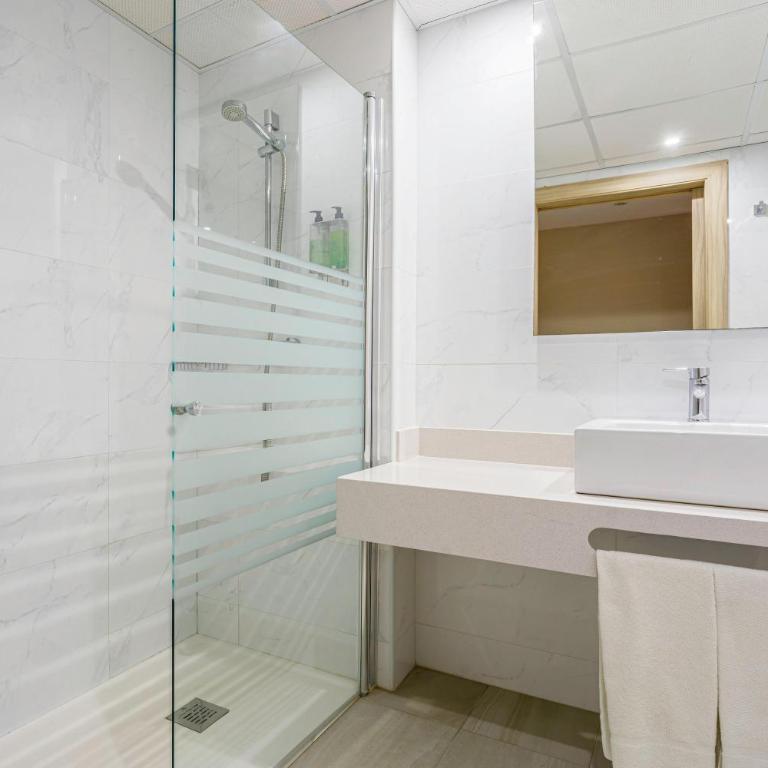 Hotel Best Maritim - Habitación Doble Estándar (2 adultos) - 12