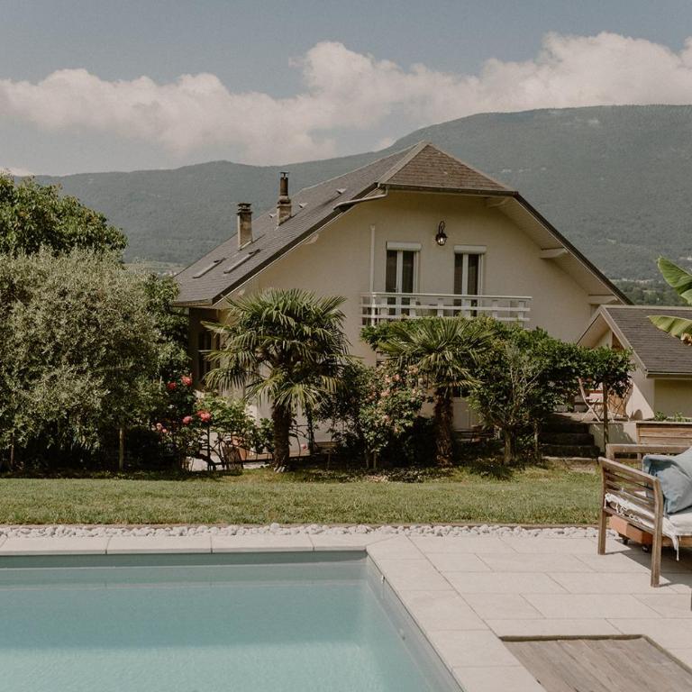 Chez Anne et Grégoire - Double Room with Pool View - 2