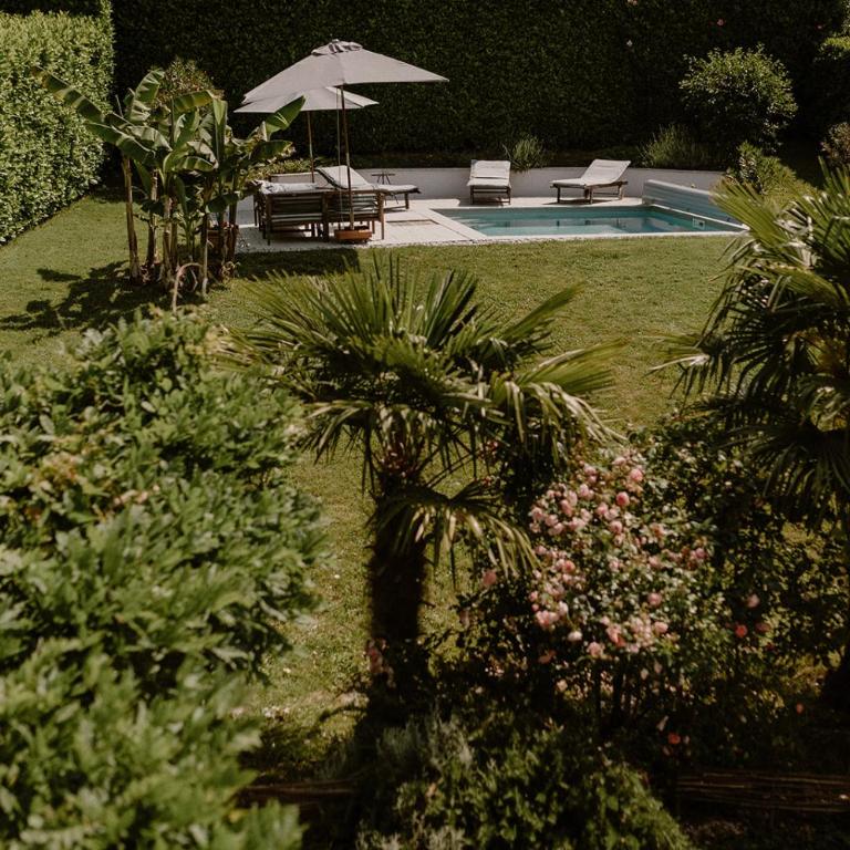 Chez Anne et Grégoire - Double Room with Pool View - 4