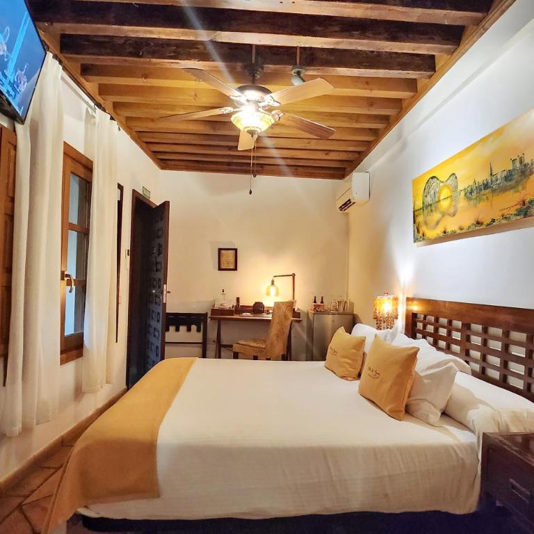 Entre Dos Aguas Hotel Boutique - Habitación Doble Deluxe - 5