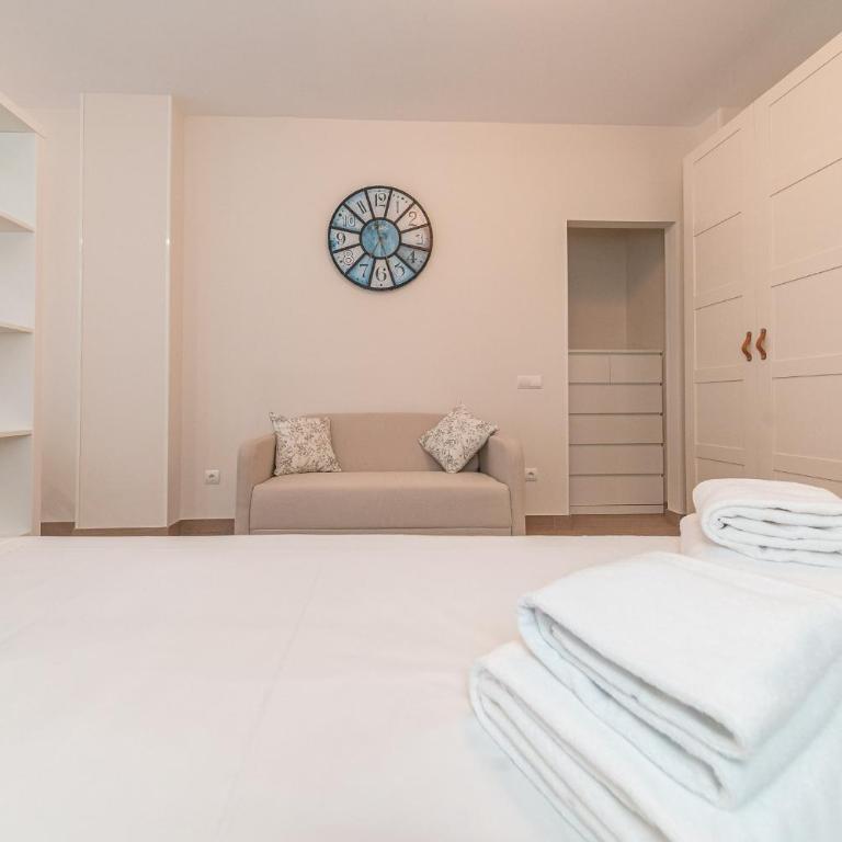 Marqués de Vadillo2 Apartments - One-Bedroom Apartment - 12
