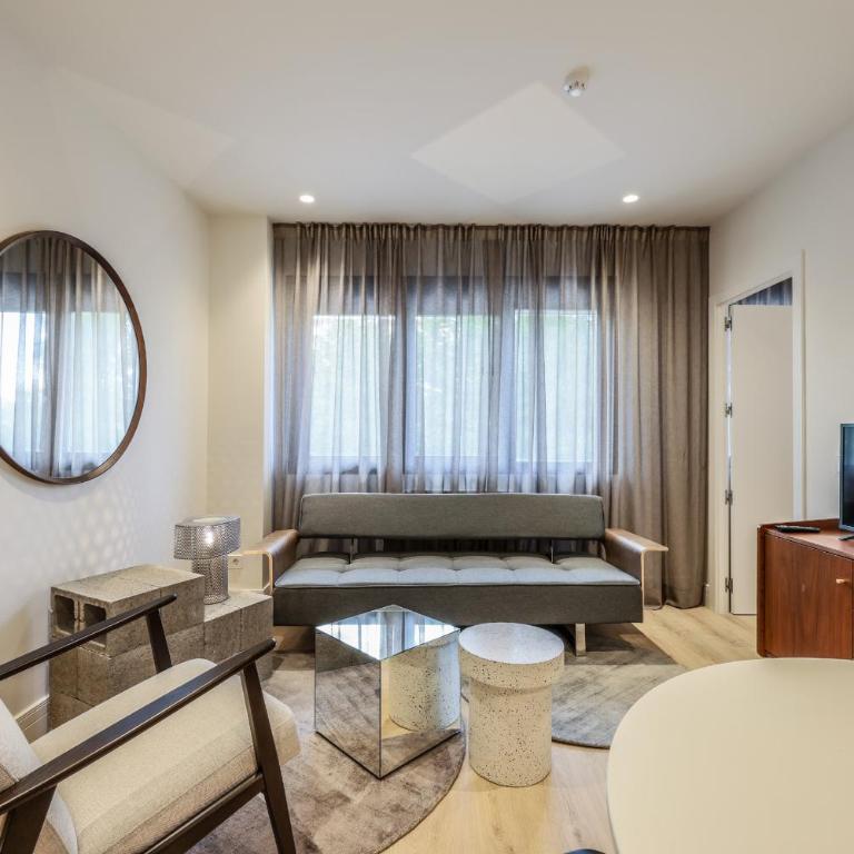AmazINN Stay Madrid Palacio Real - Superior Apartment - 4