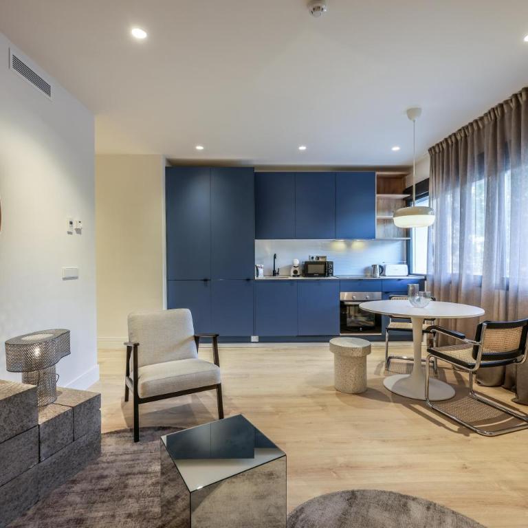 AmazINN Stay Madrid Palacio Real - Superior Apartment - 7