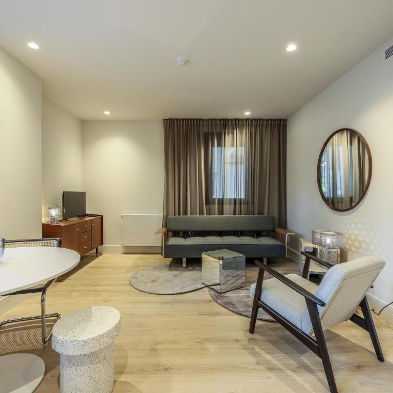 AmazINN Stay Madrid Palacio Real - Superior Apartment - 2