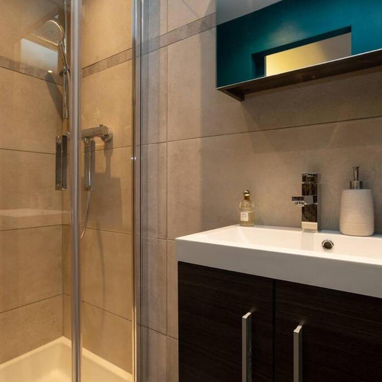 Beautiful cosy, modern studio in Chamonix centre - One-Bedroom Apartment - 9