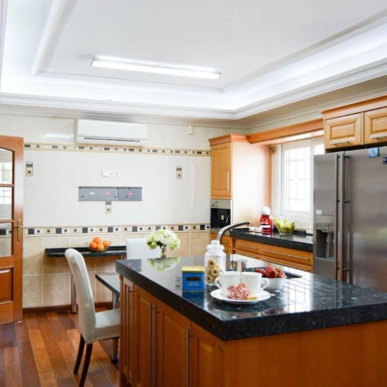 Spectacular Villa in Benalmádena - Villa - 41
