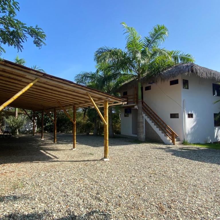 Hosteria Guachapeli - Habitación Familiar Superior - 21