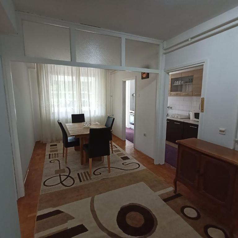 Apartmani Vesna - Apartman sa 3 Spavaće Sobe - 4