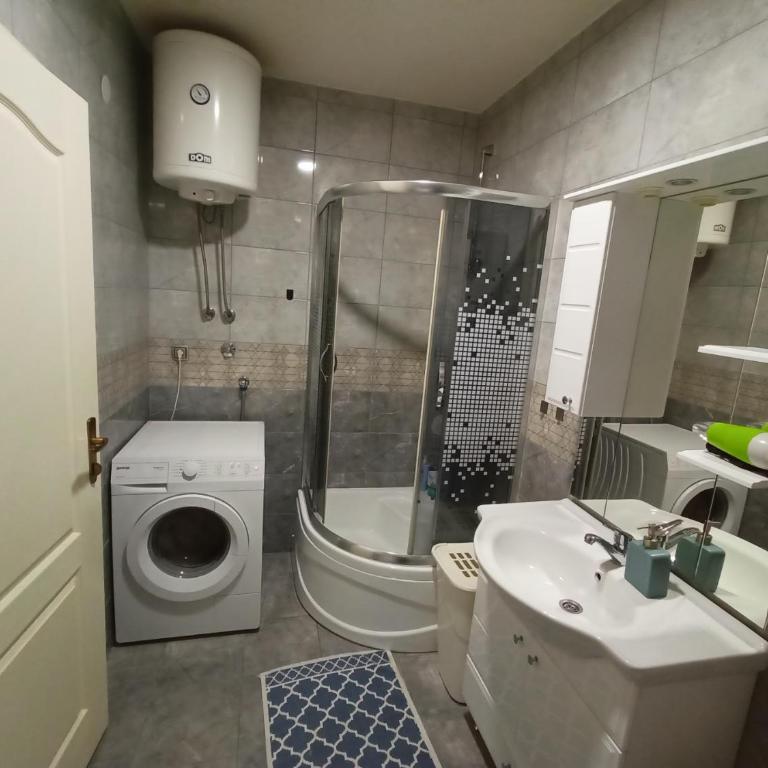 Apartmani Vesna - Apartman sa 3 Spavaće Sobe - 11
