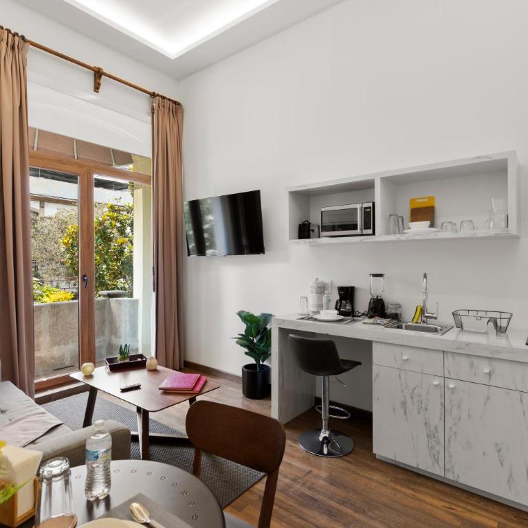 Casa Niza Suites - One-Bedroom Apartment - 5