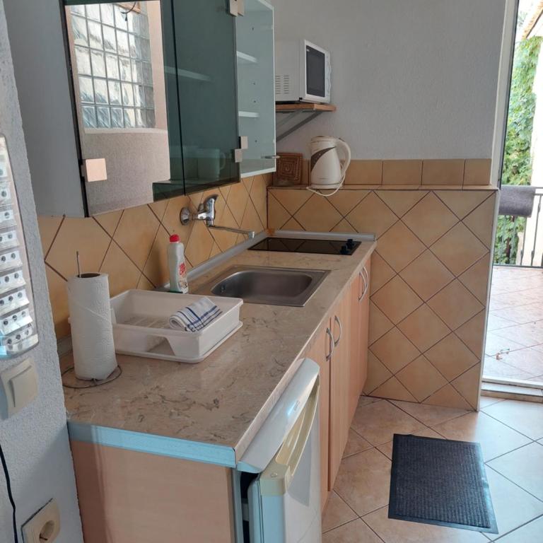Kjara Apartments - Porodični Studio sa Pogledom na More - 12